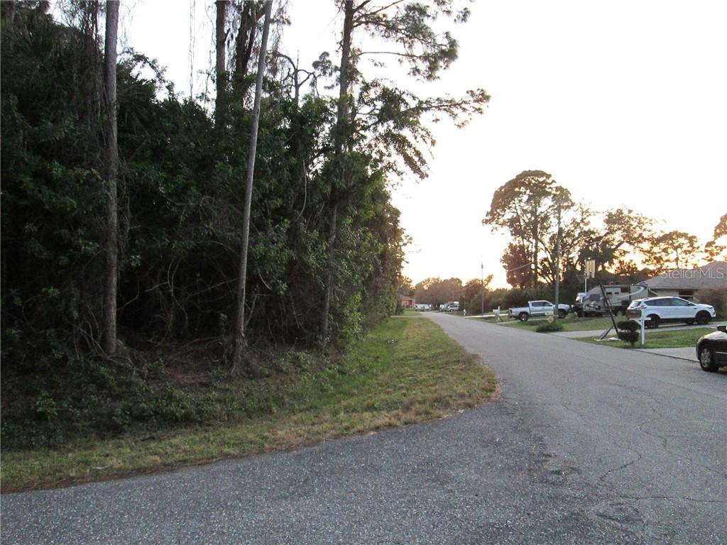 Vineland Ave., North Port, FL 34286