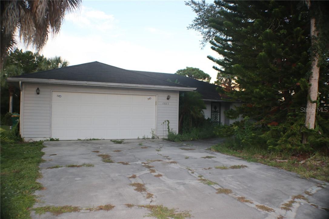 11885 Oceanspray Blvd., Englewood, FL 34224