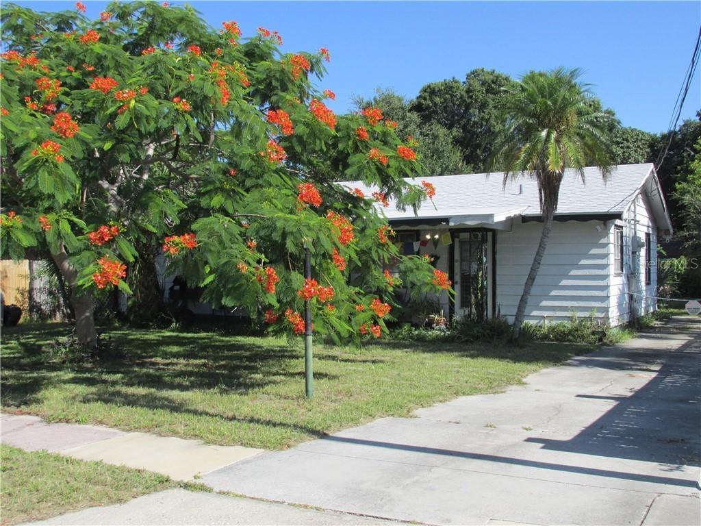 1903 Ivanhoe St., Sarasota, FL 34231