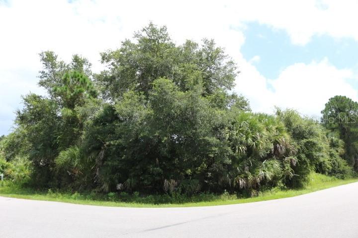 Waffle Ter., North Port, FL 34286