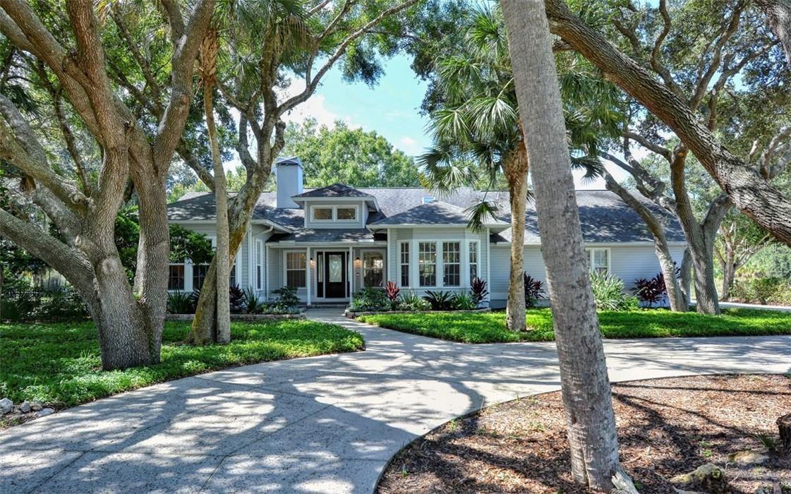 1325 Oak Point Ct., Venice, FL 34292