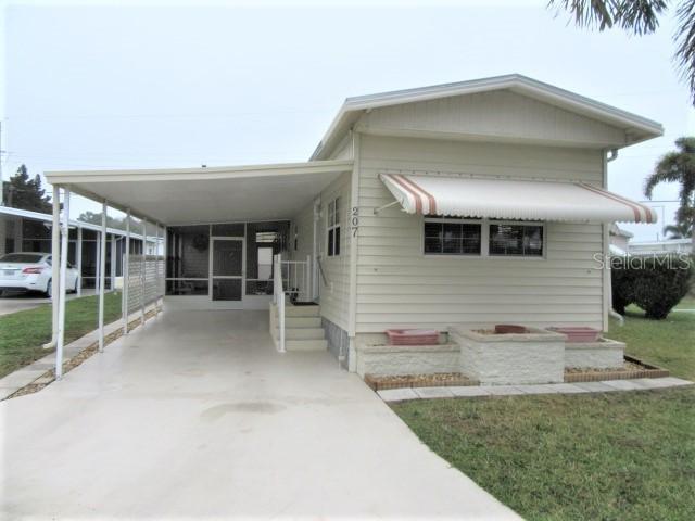 207 Blackburn Blvd., North Port, FL 34287