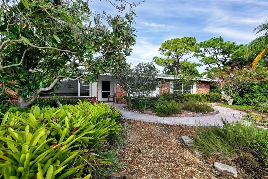 600 Alhambra Rd., Venice, FL 34285