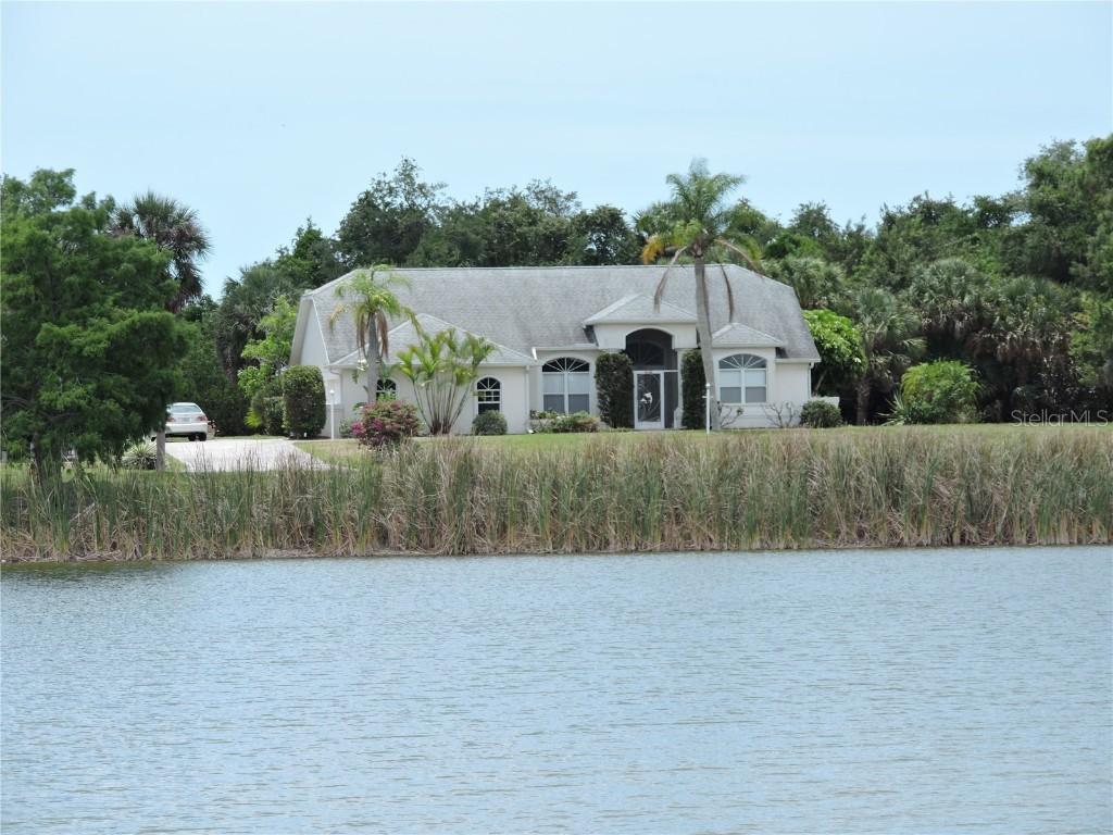 8100 Casa De Meadows Dr., Englewood, FL 34224