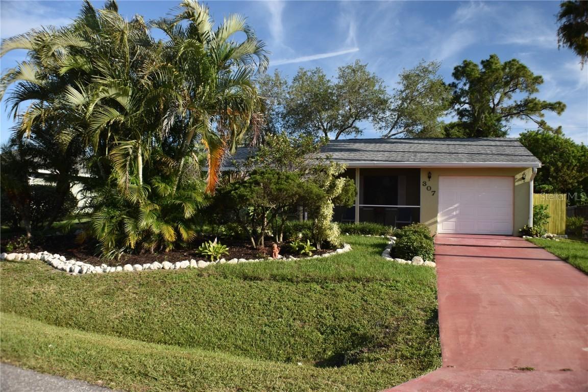 307 Cowry Rd., Venice, FL 34293