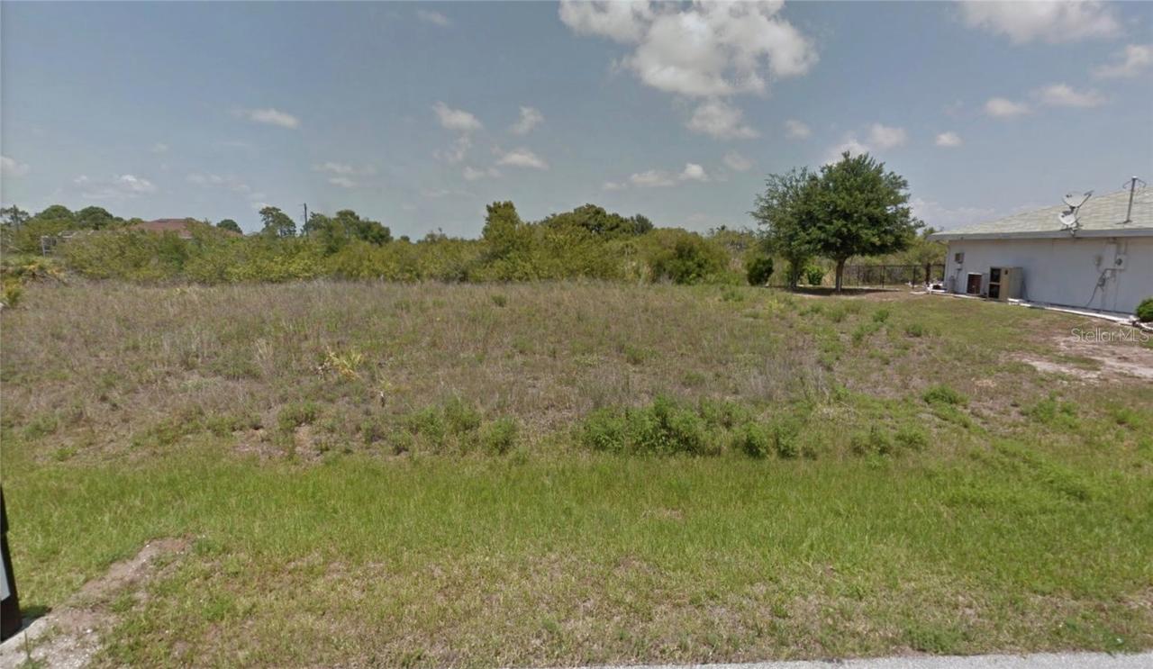 13630 Allamanda Cir., Port Charlotte, FL 33981