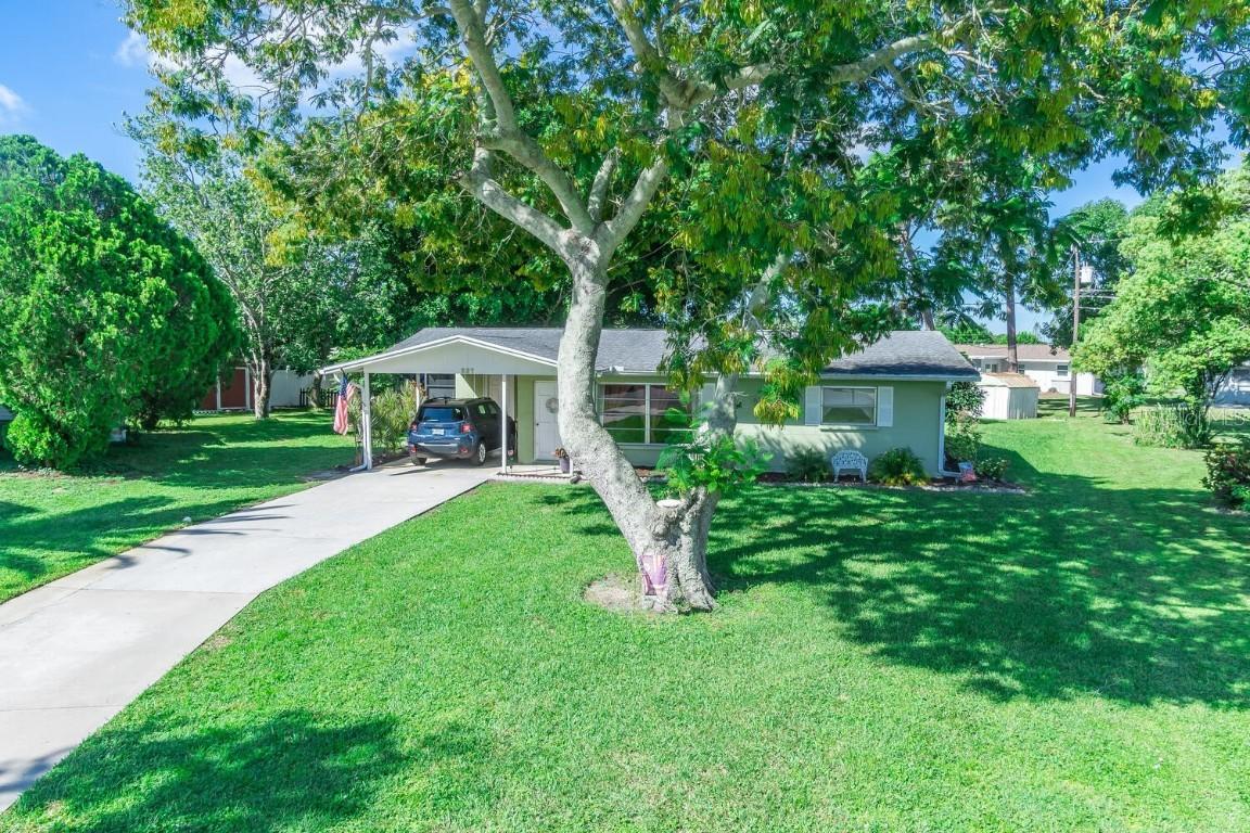 237 Saxon Cir., Venice, FL 34293