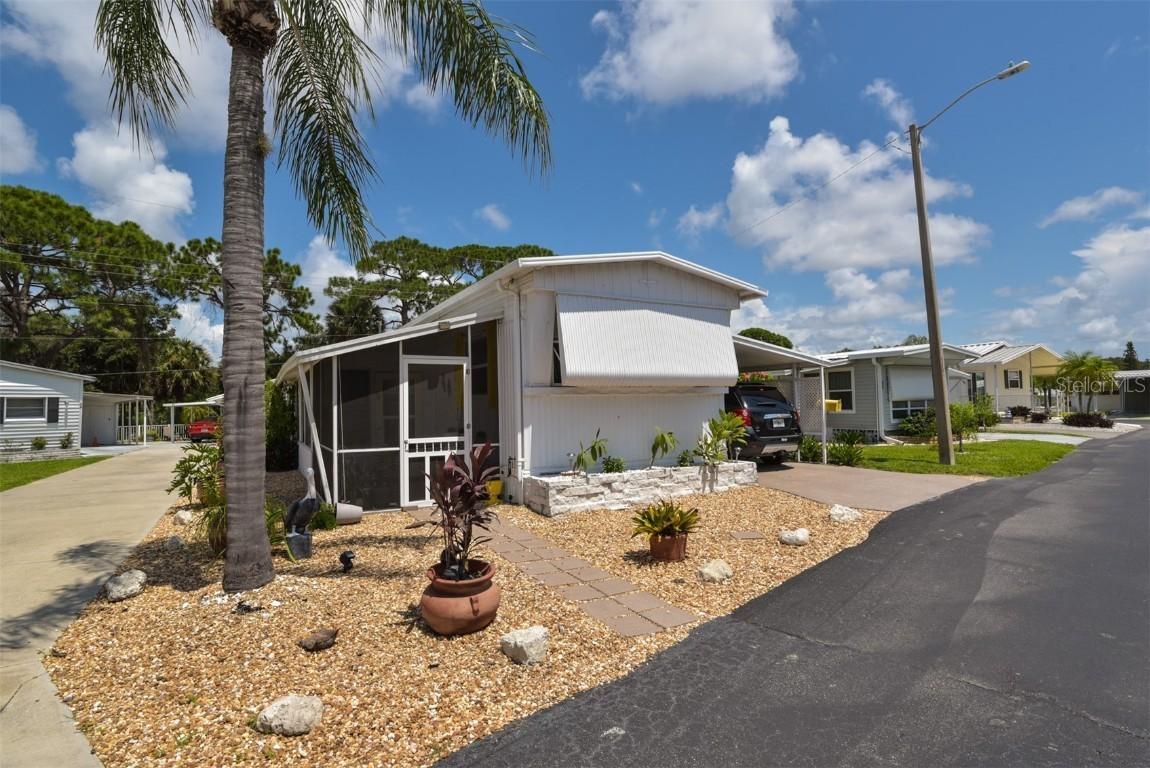 96 Southwinds Dr., Sarasota, FL 34231