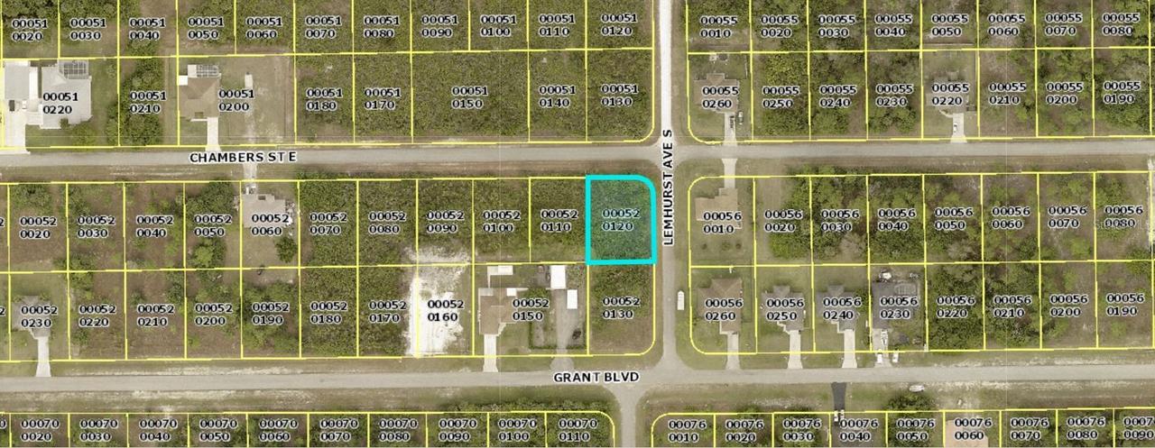 736 Chambers St., Lehigh Acres, FL 33974