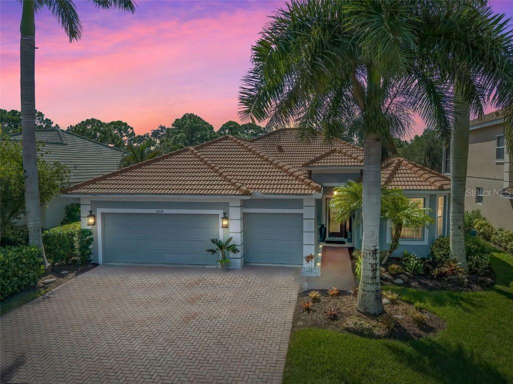 11910 Granite Woods Loop, Venice, FL 34292