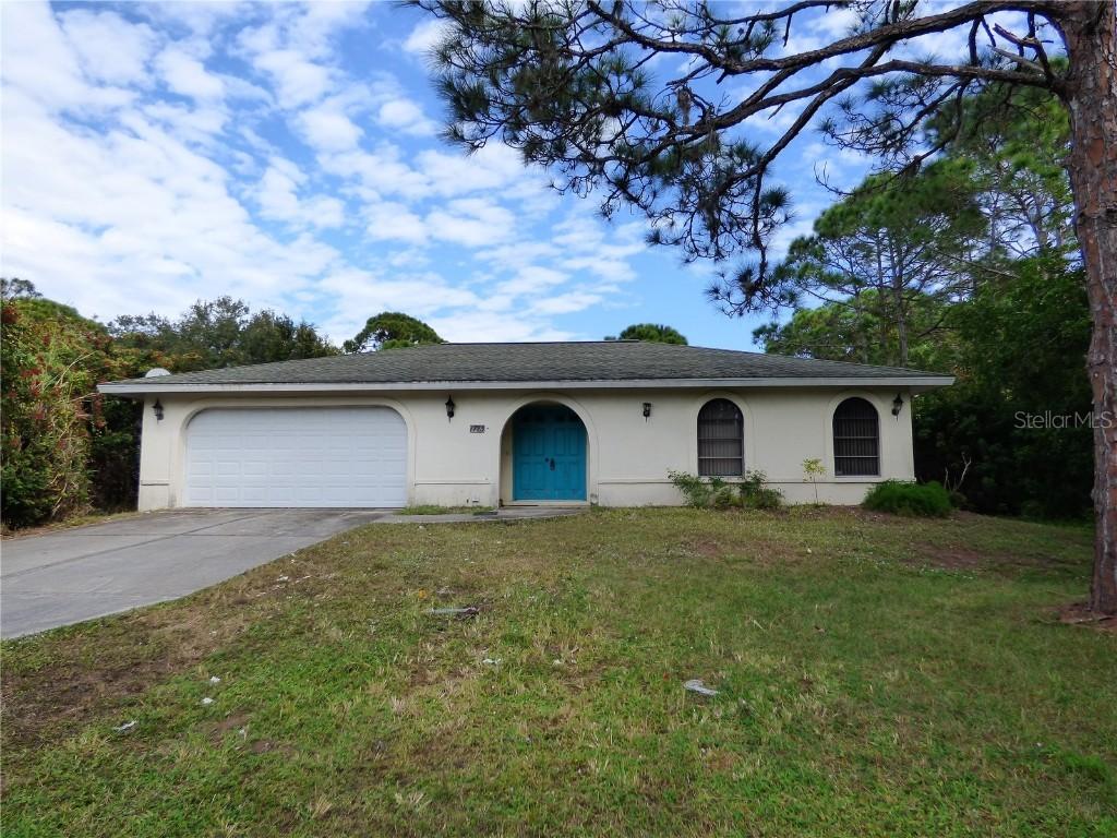 1785 Bayshore Dr., Englewood, FL 34223