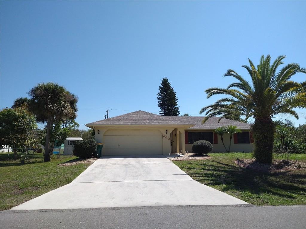 2010 Midnight St., Port Charlotte, FL 33948