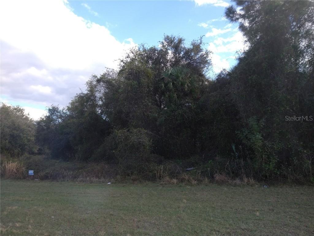 Spence ( Price Blvd ) Ct., North Port, FL 34288