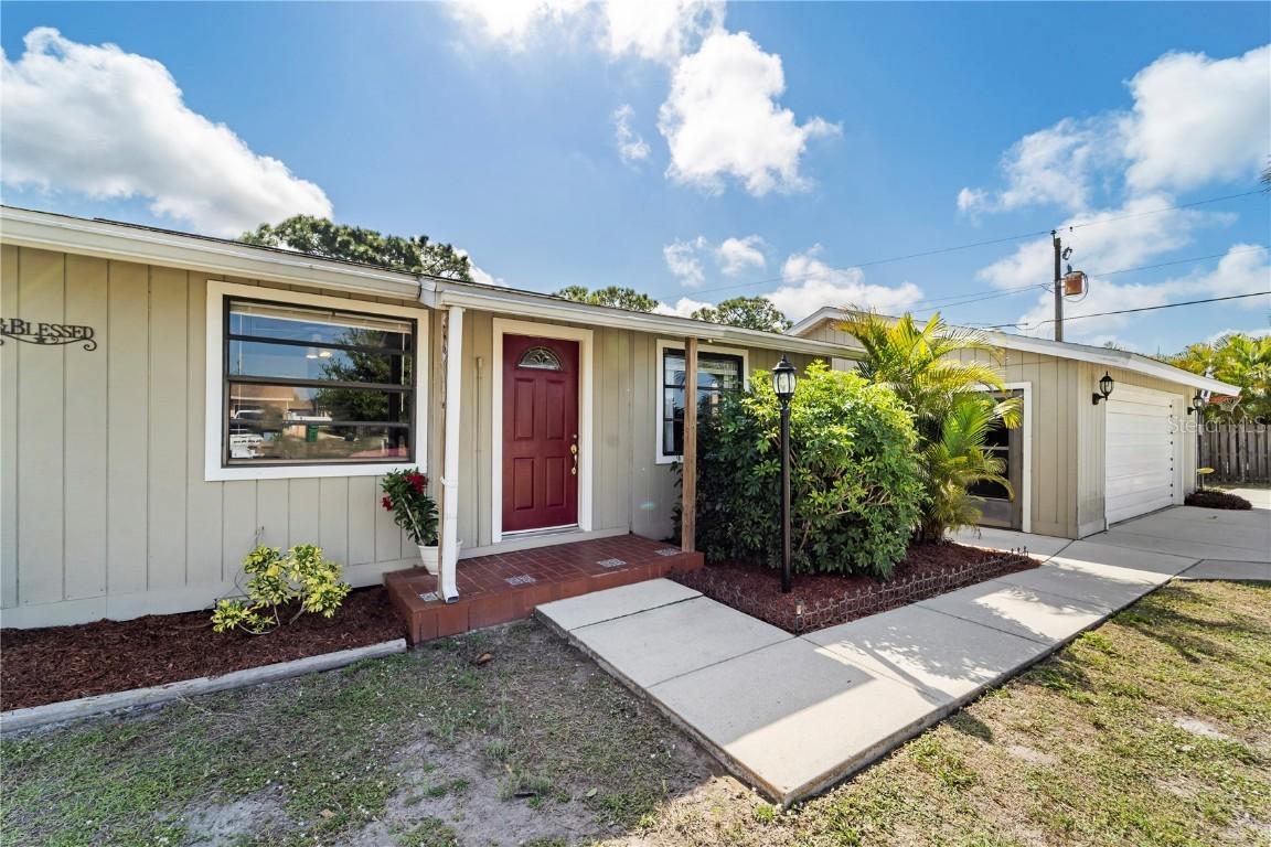 1745 Faust Dr., Englewood, FL 34224