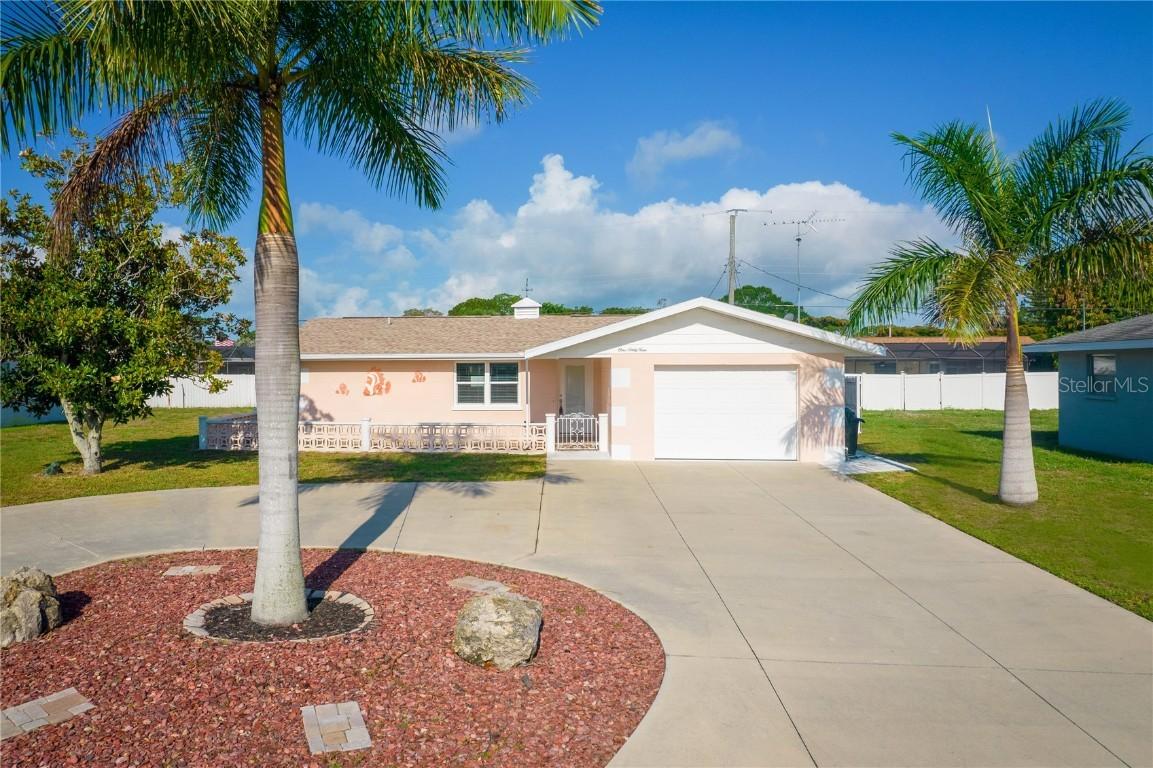 169 Sandhurst Dr., Venice, FL 34293