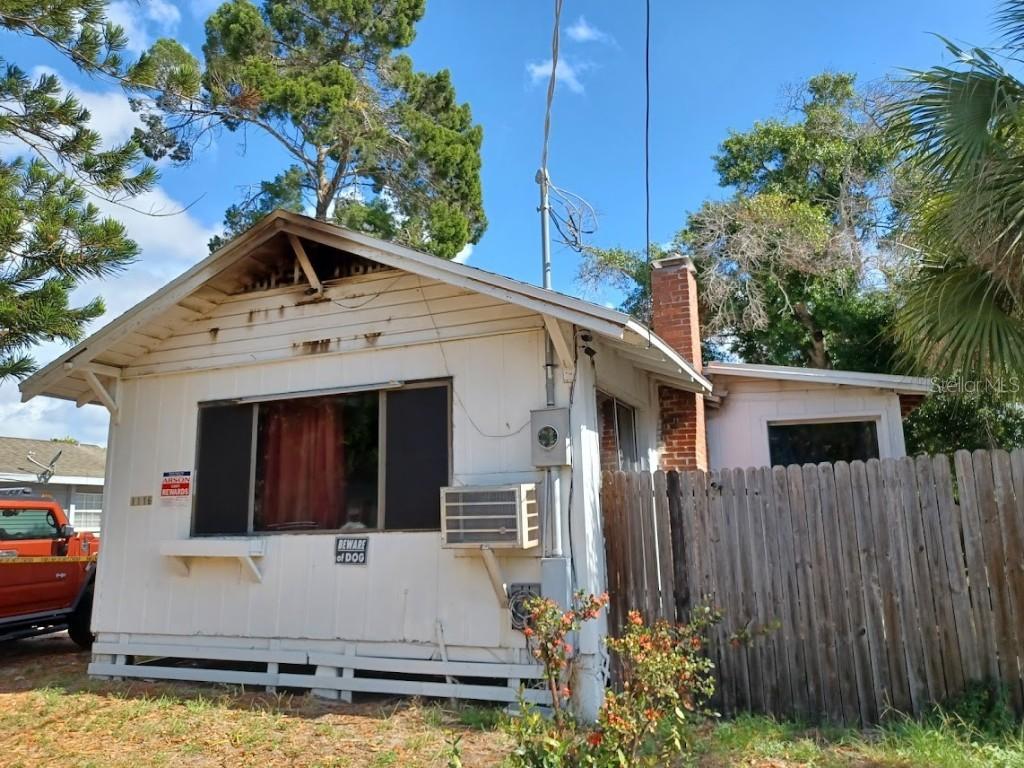 1116 16th Ave., Bradenton, FL 34205