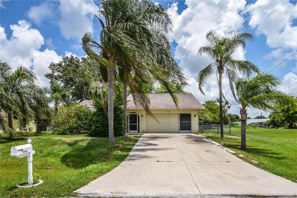 9434 New Martinsville Ave., Englewood, FL 34224