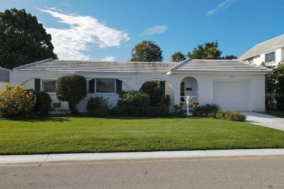904 Inlet Cir., Venice, FL 34285