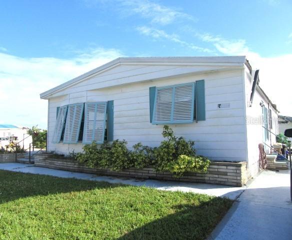 322 Clipper Ct., North Port, FL 34287