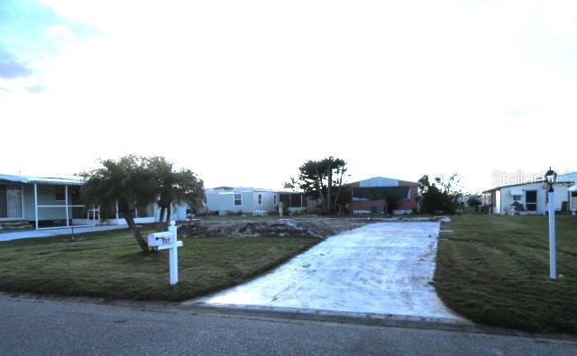 127 Nautical Dr., North Port, FL 34287