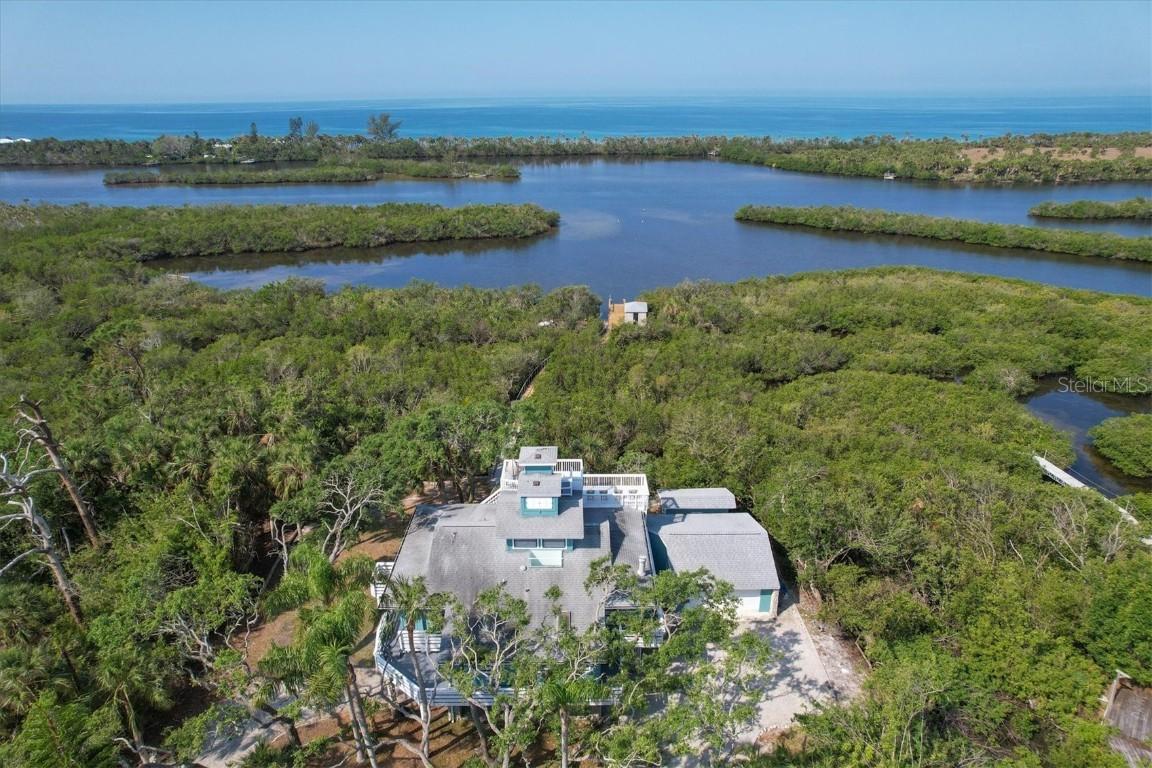 4910 Lemon Bay Dr., Venice, FL 34293