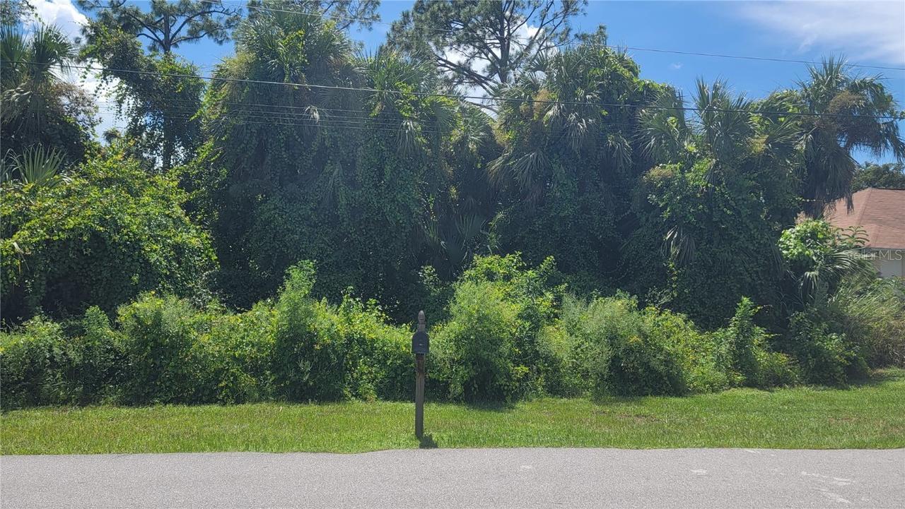 Edwin Ave., North Port, FL 34288