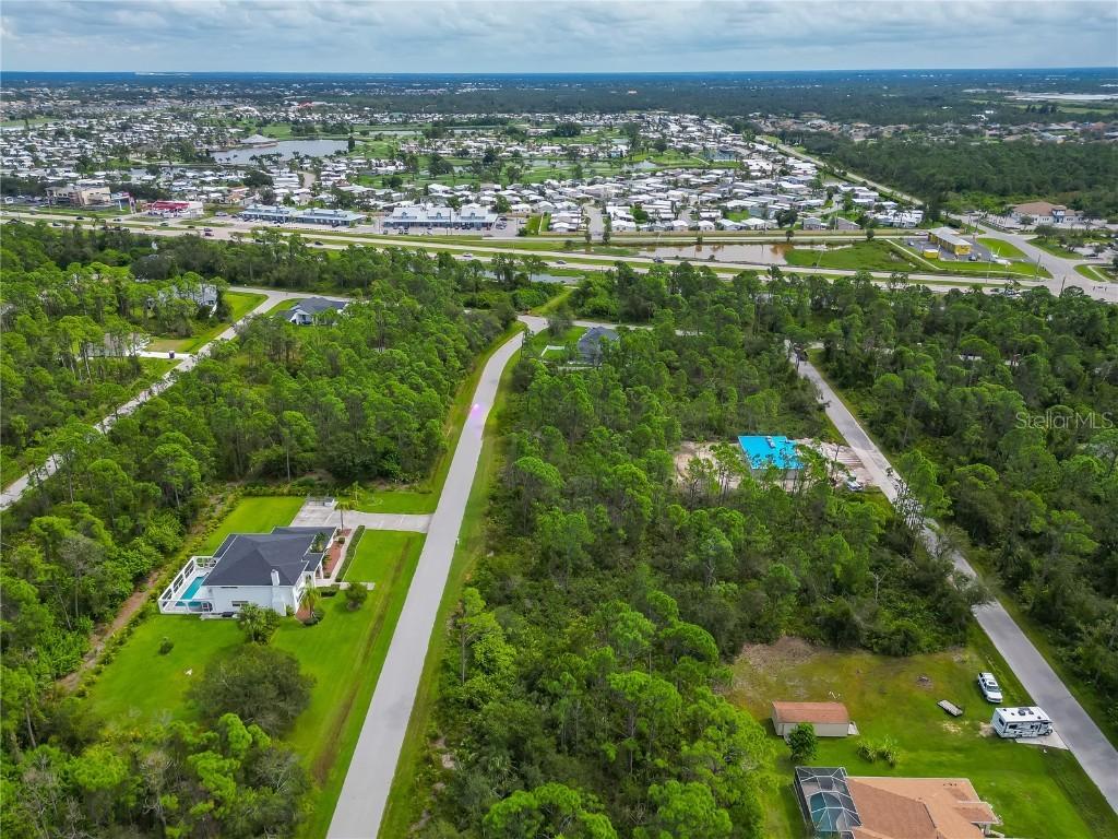 23446 Macdougall Ave., Port Charlotte, FL 33980