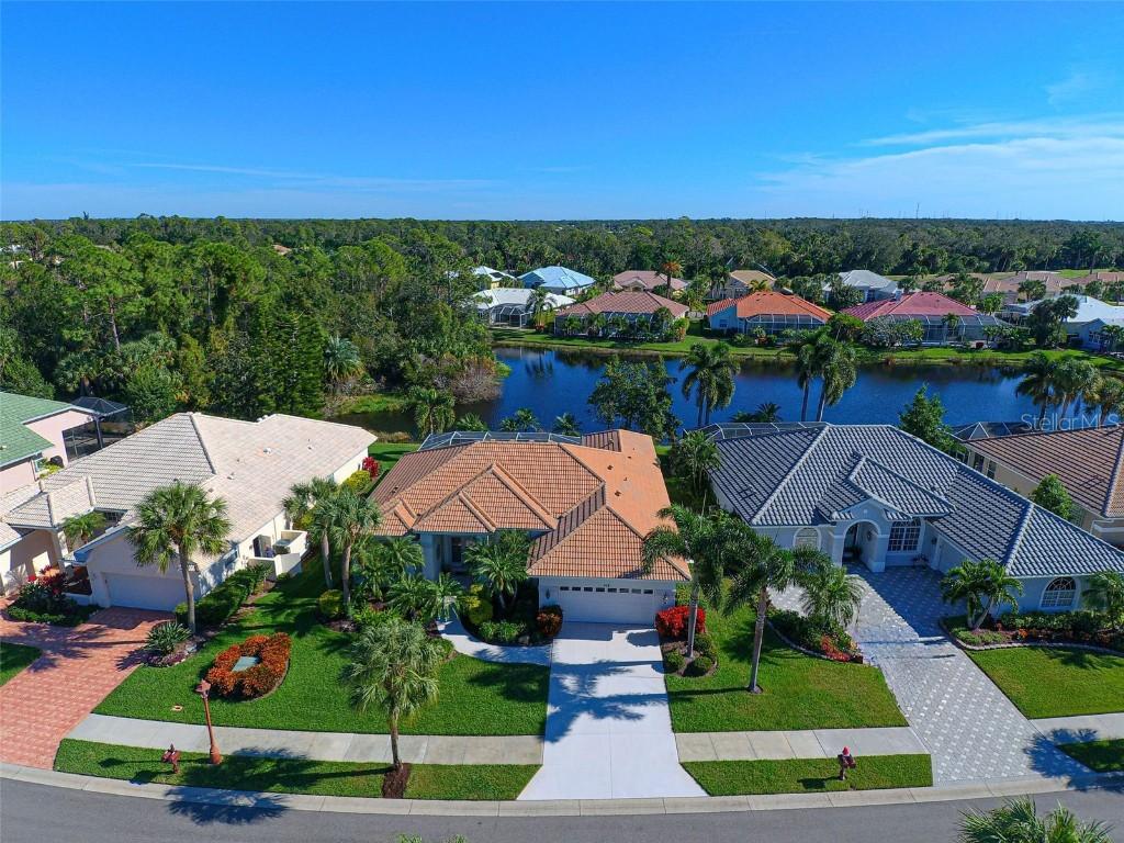 618 Pond Willow Ln., Venice, FL 34292