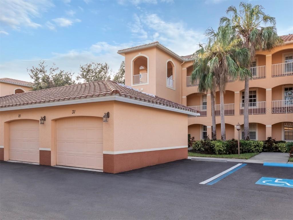 1701 Auburn Lakes Dr. #31, Venice, FL 34292