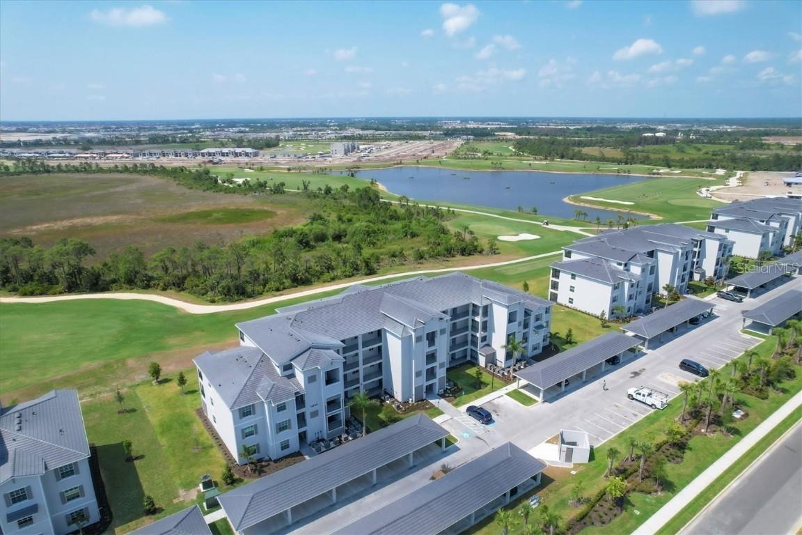 12240 Wellen Golf St. #202, Venice, FL 34293