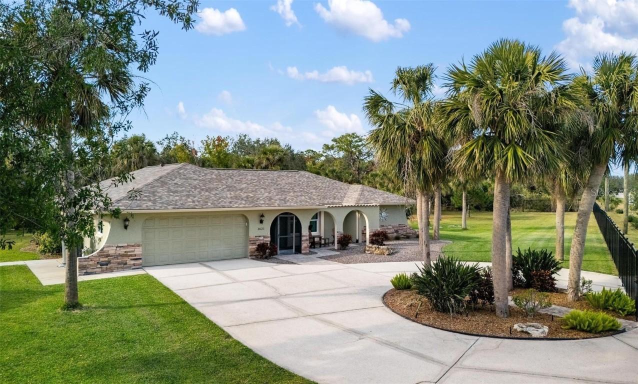1621 Mission Valley Blvd., Nokomis, FL 34275