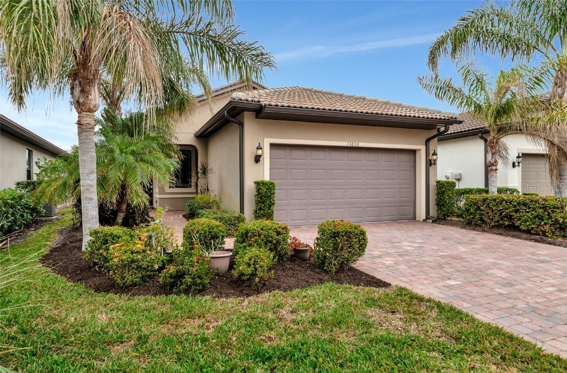 13836 Alafaya St., Venice, FL 34293