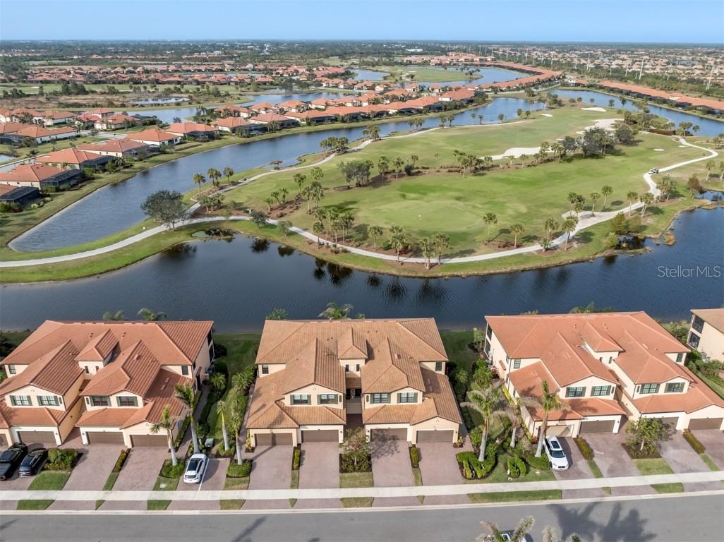 10792 Tarflower Dr. #202, Venice, FL 34293