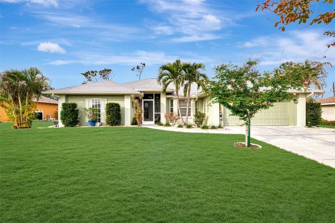 9358 Casa Grande Ave., Englewood, FL 34224