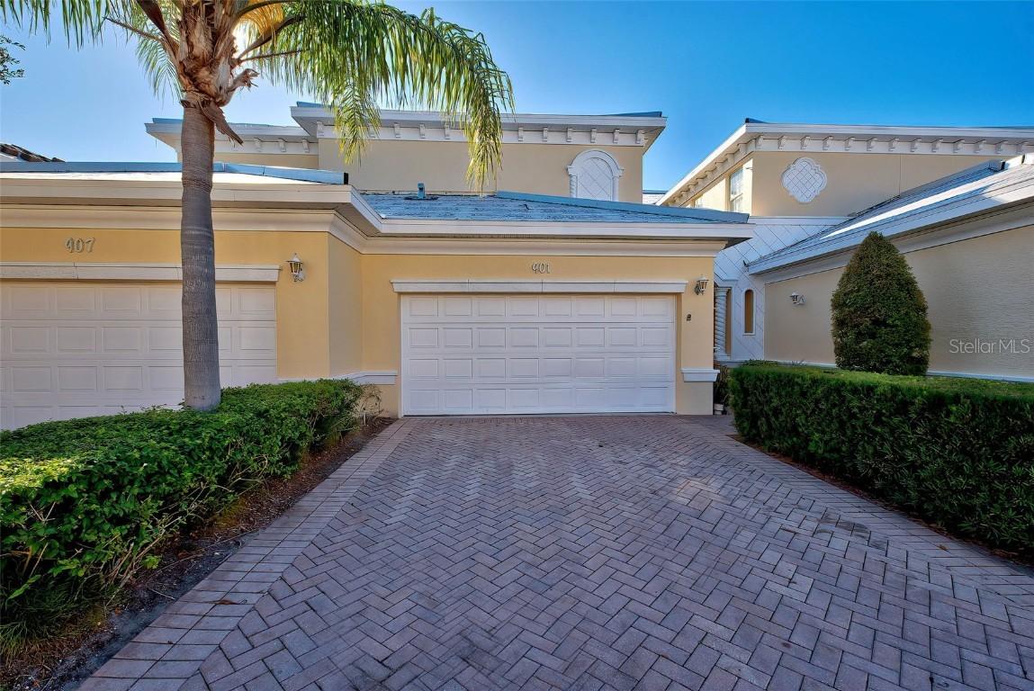 901 Triano Cir., Venice, FL 34292