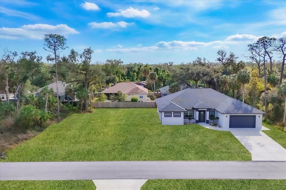 16443 Lagore Ave., Port Charlotte, FL 33954
