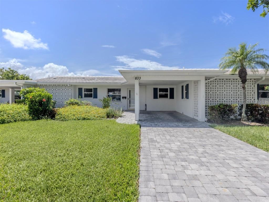 833 White Cap Cir. #8, Venice, FL 34285