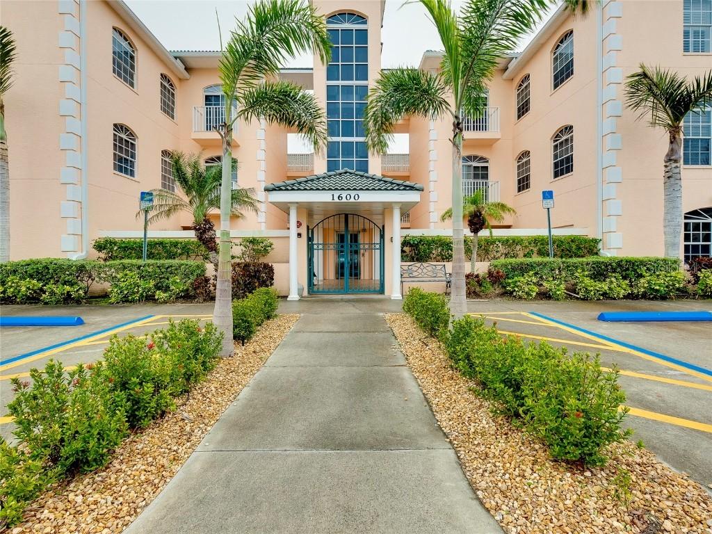 1602 Gondola Park Dr., Venice, FL 34292