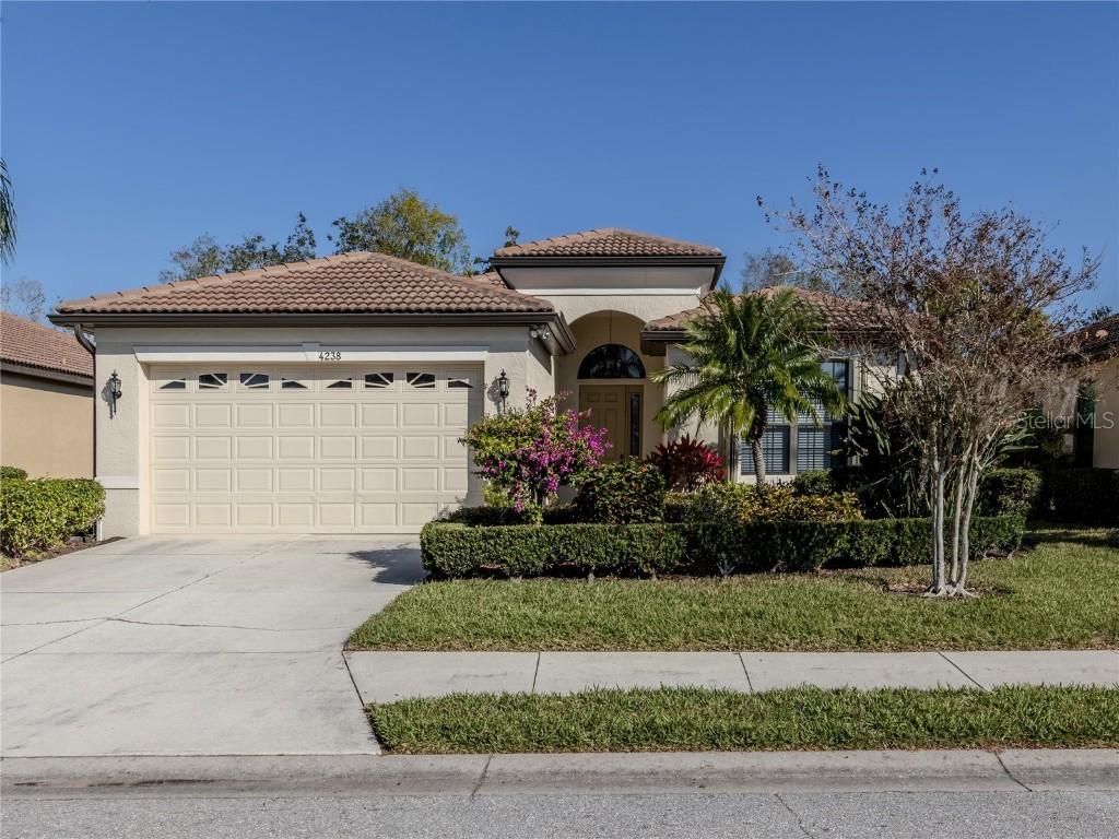 4238 Mackay Falls Ter., Sarasota, FL 34243