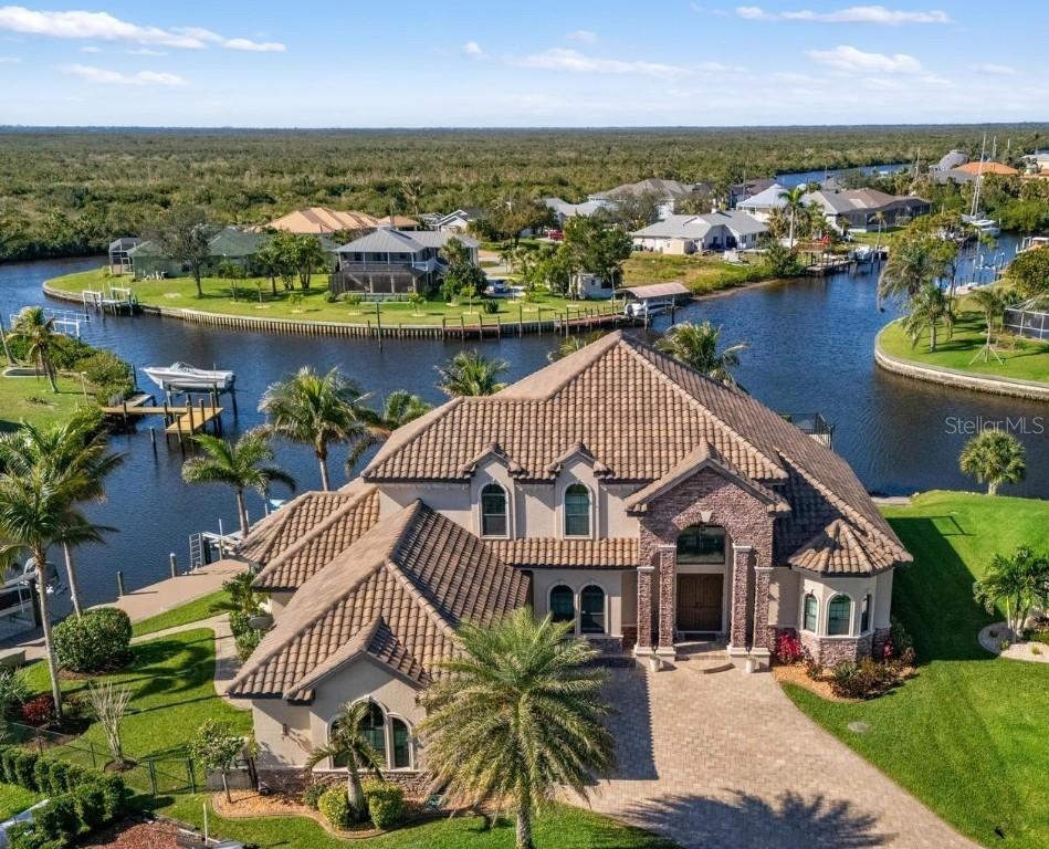 19227 Palmdale Ct., Port Charlotte, FL 33948