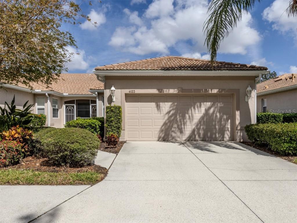 4123 Cascade Falls Dr., Sarasota, FL 34243