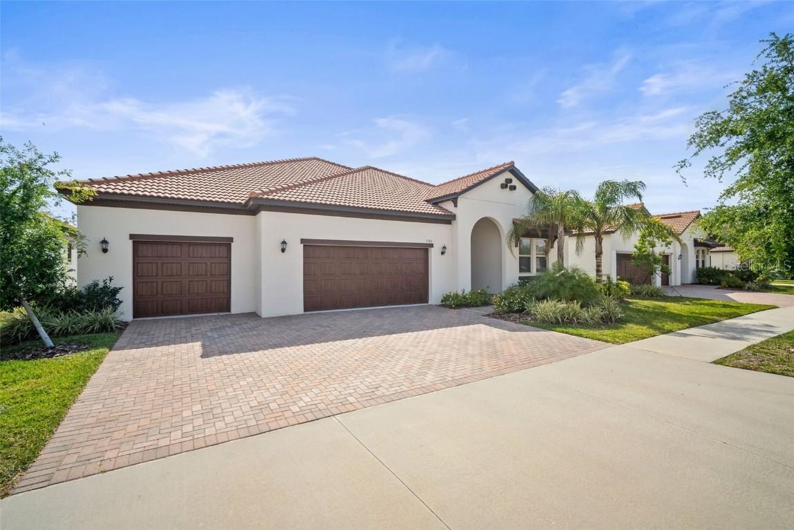 5305 Tulip Drop Dr., Wimauma, FL 33598