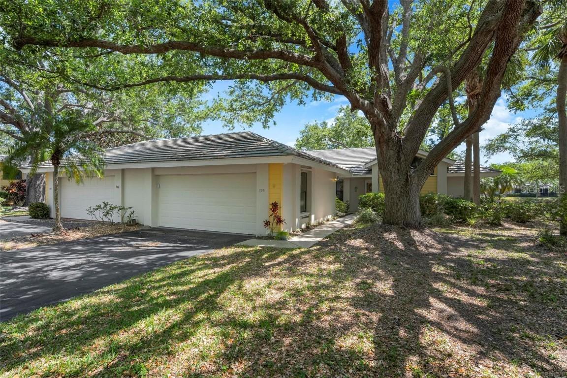 226 Southampton Ln. #257, Venice, FL 34293