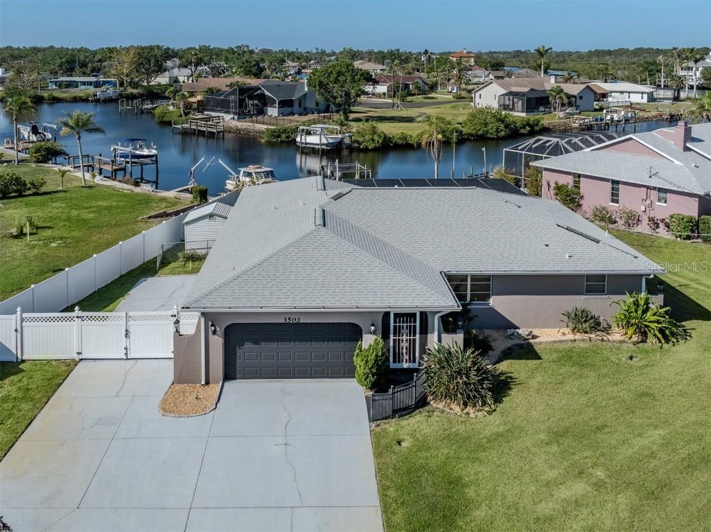 1503 Marlin St., Nokomis, FL 34275