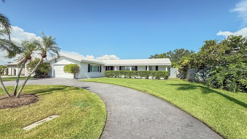 4255 13th Ln., St Petersburg, FL 33703