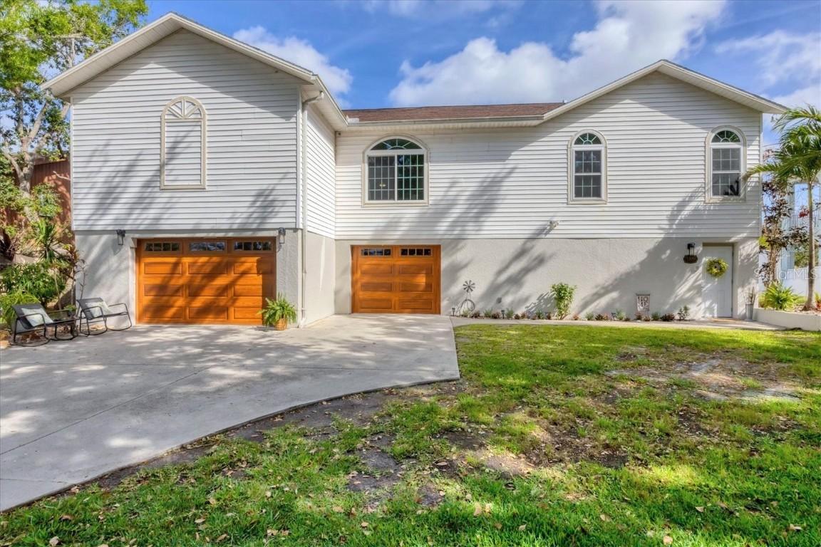 1500 Lemon Bay Dr., Venice, FL 34293