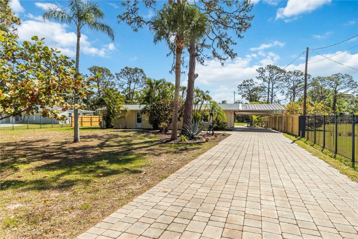 5863 Venisota Rd., Venice, FL 34293