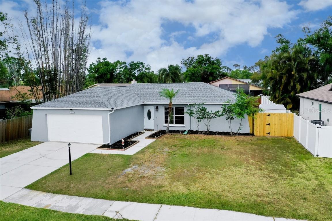 4068 Palau Dr., Sarasota, FL 34241