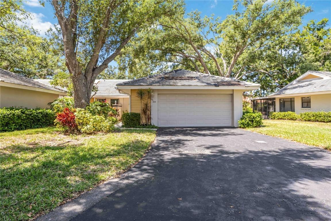 269 S Southampton Dr. #303, Venice, FL 34293