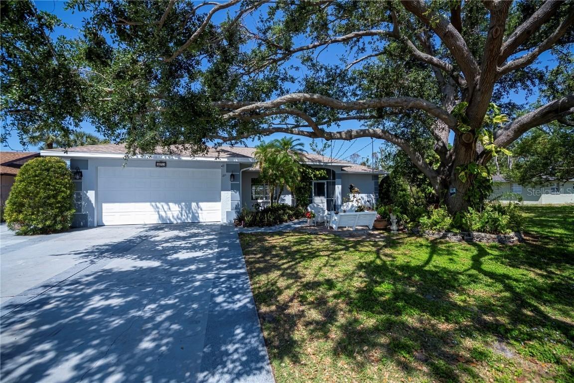 271 Manor Rd., Venice, FL 34293